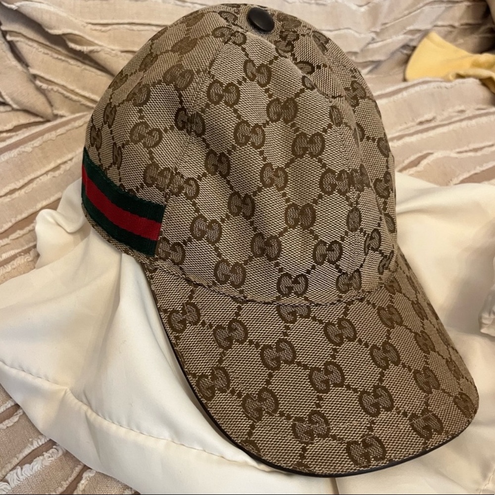 Gucci hat